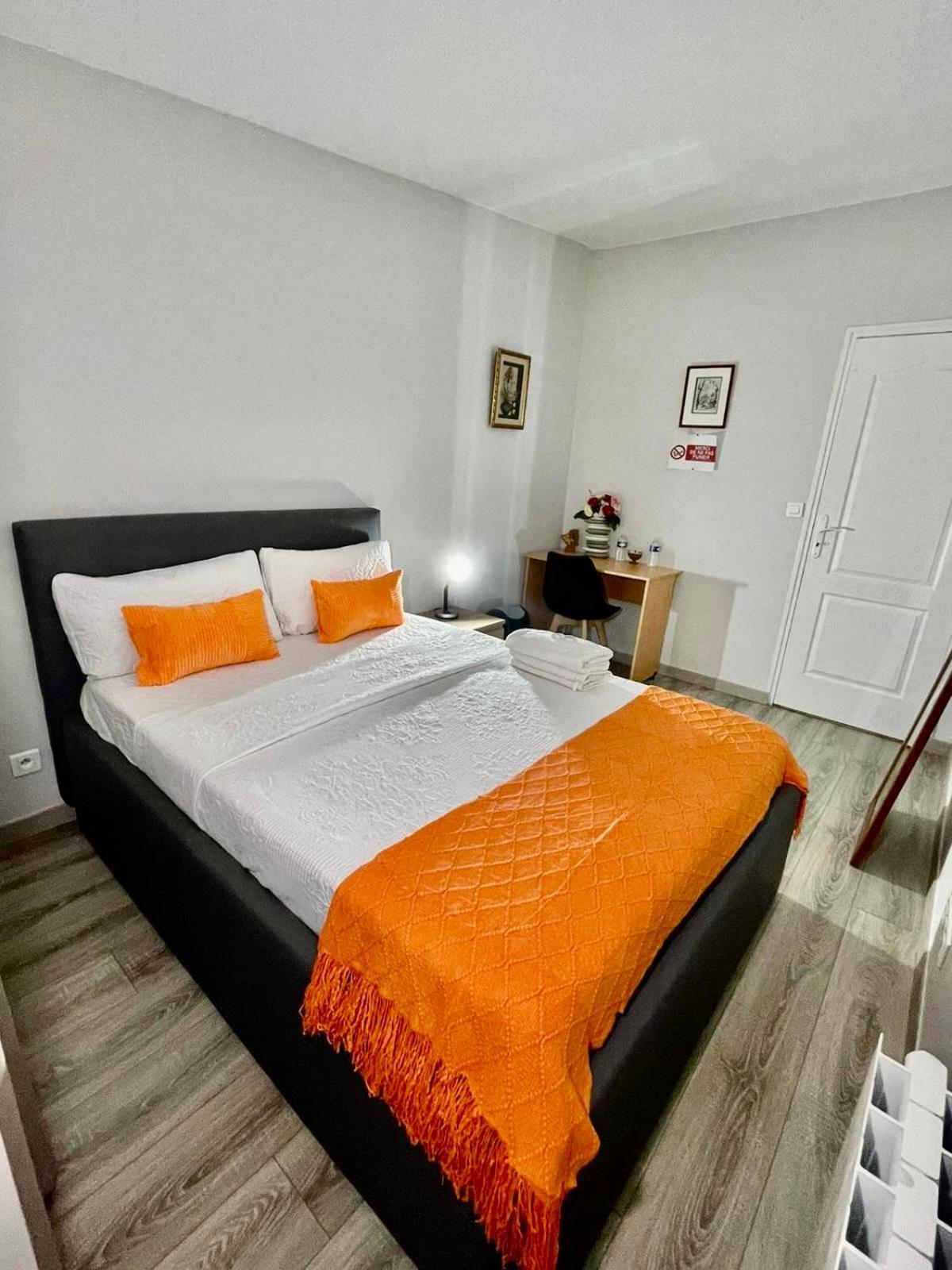 Agreable Chambre Menucourt ภายนอก รูปภาพ